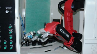 機械手涂膠機生產(chǎn)廠家 安捷倫16年專注精密智能自動化涂裝設(shè)備