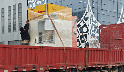 安捷倫向靖江車用部件客戶成功交付一臺自動噴膠機