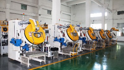 噴涂機生產(chǎn)廠家哪家好？蘇州安捷倫16年50多項專利可定制