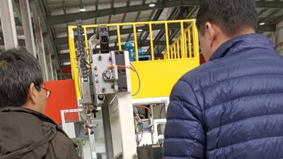 天納克到訪安捷倫參觀新廠 驗證測試法蘭邊內(nèi)孔滾膠機(jī)