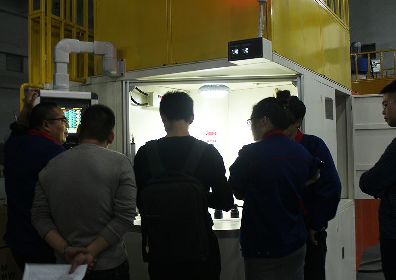 自動(dòng)滾噴機(jī)驗(yàn)收現(xiàn)場(chǎng)-安捷倫2