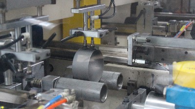 該用什么設(shè)備對減震襯套進(jìn)行上膠呢？一篇看懂