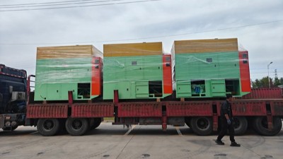 十幾年默契再下單，這臺噴膠機藏著多少行業(yè)秘密？