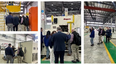 高精度+高性價(jià)比！加拿大老客戶跨越重洋專程考察噴膠機(jī)