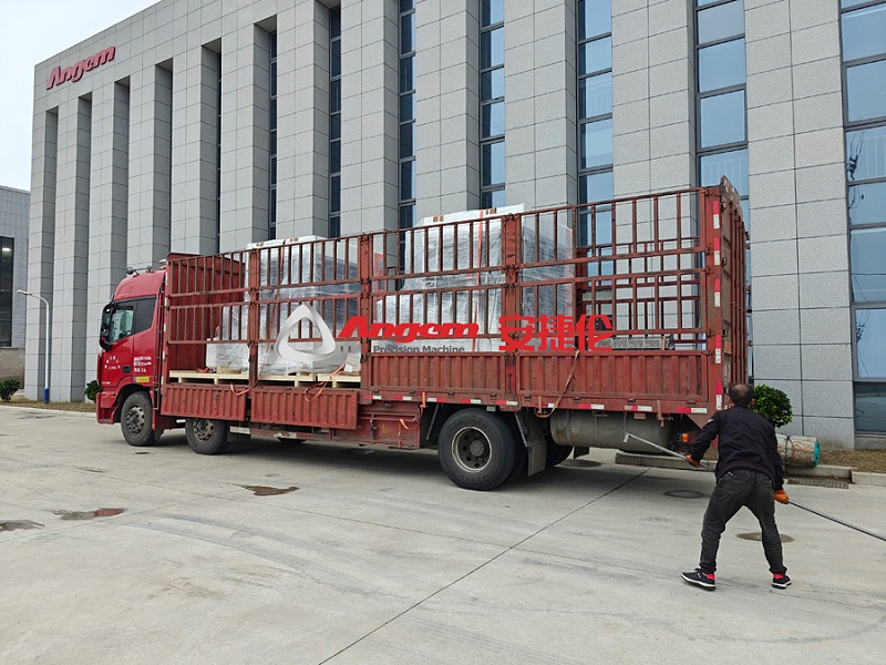 自動噴膠機(jī)發(fā)重慶1