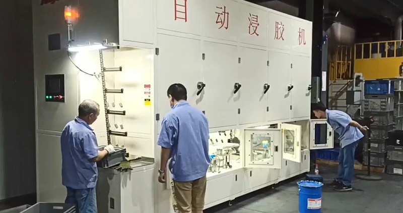 客戶現(xiàn)場(chǎng)浸膠機(jī)