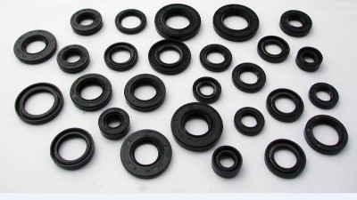 自動(dòng)噴涂設(shè)備助力PTFE涂層在油封中的應(yīng)用