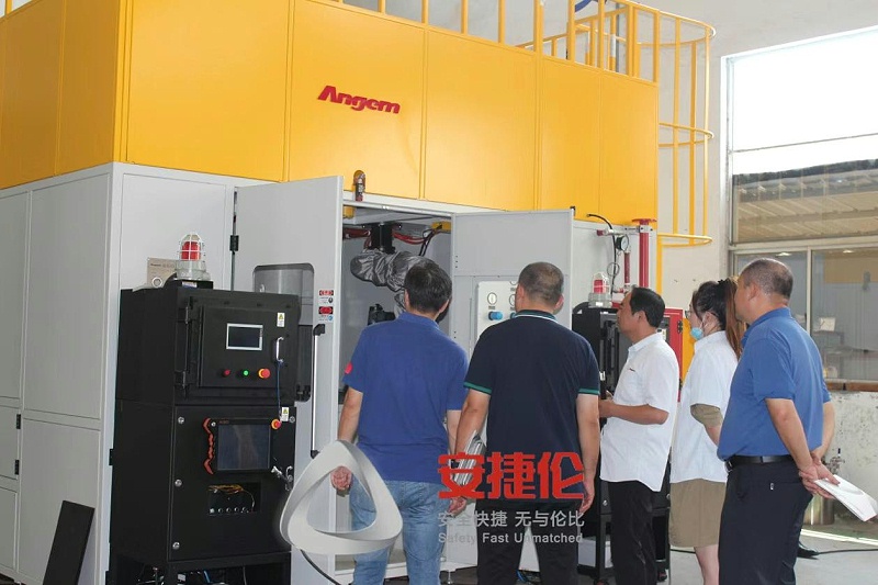 東營(yíng)寶豐汽車配件有限公司來(lái)訪4