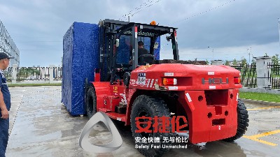 印度橡膠減震老客戶威巴克 訂購(gòu)的自動(dòng)噴膠機(jī)發(fā)貨啦！